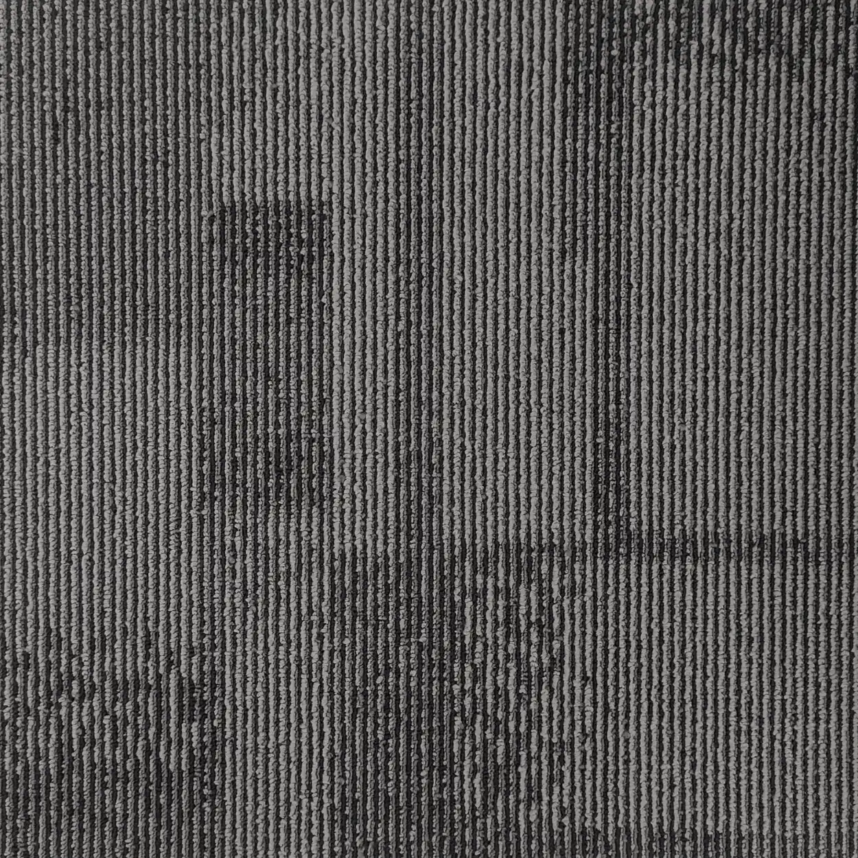 Black 004 - Anvil